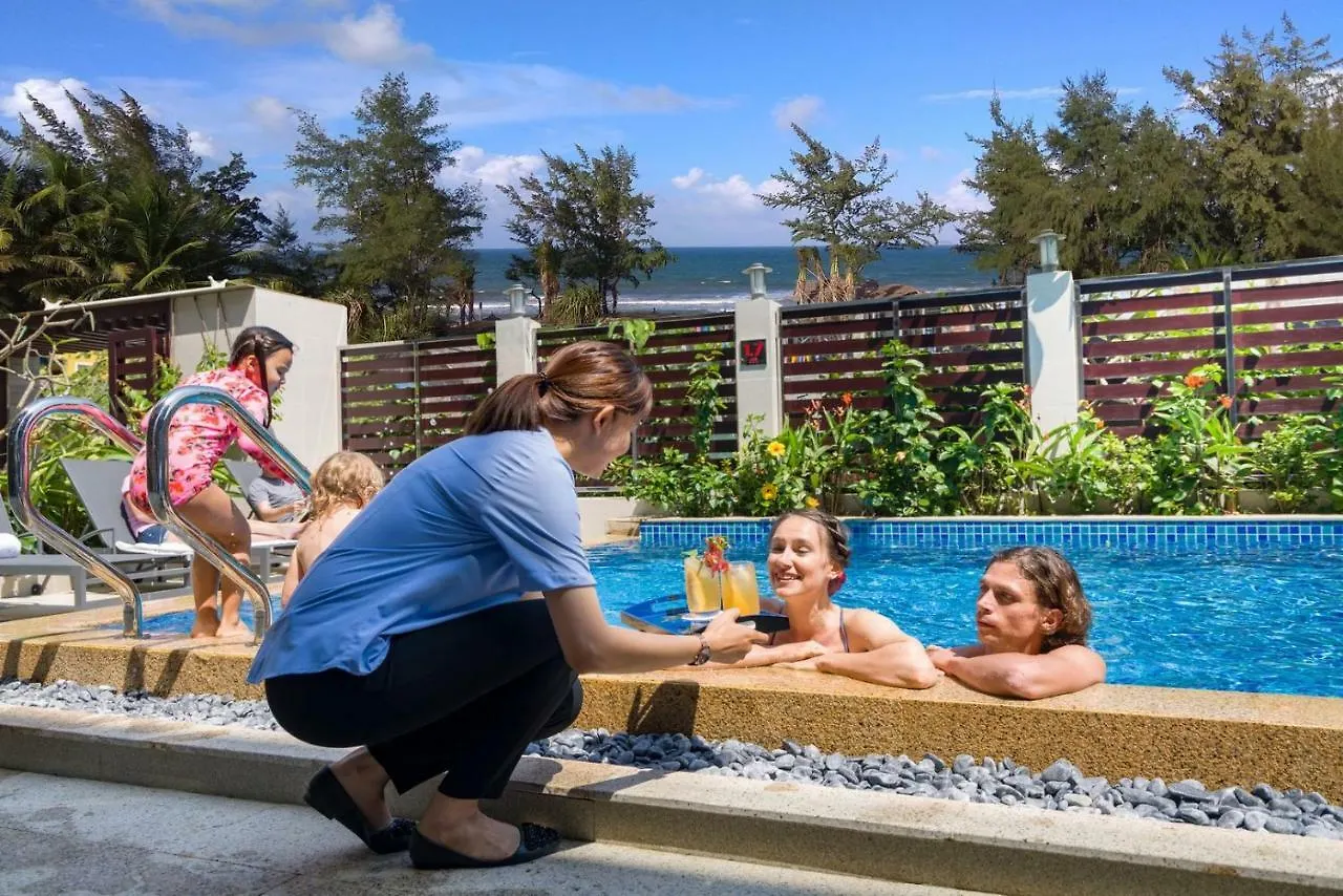Beach Haven Suites Hoi An Apartment 4*,